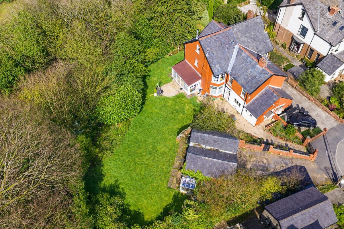 'Fantoft' Earnsdale Avenue, Darwen