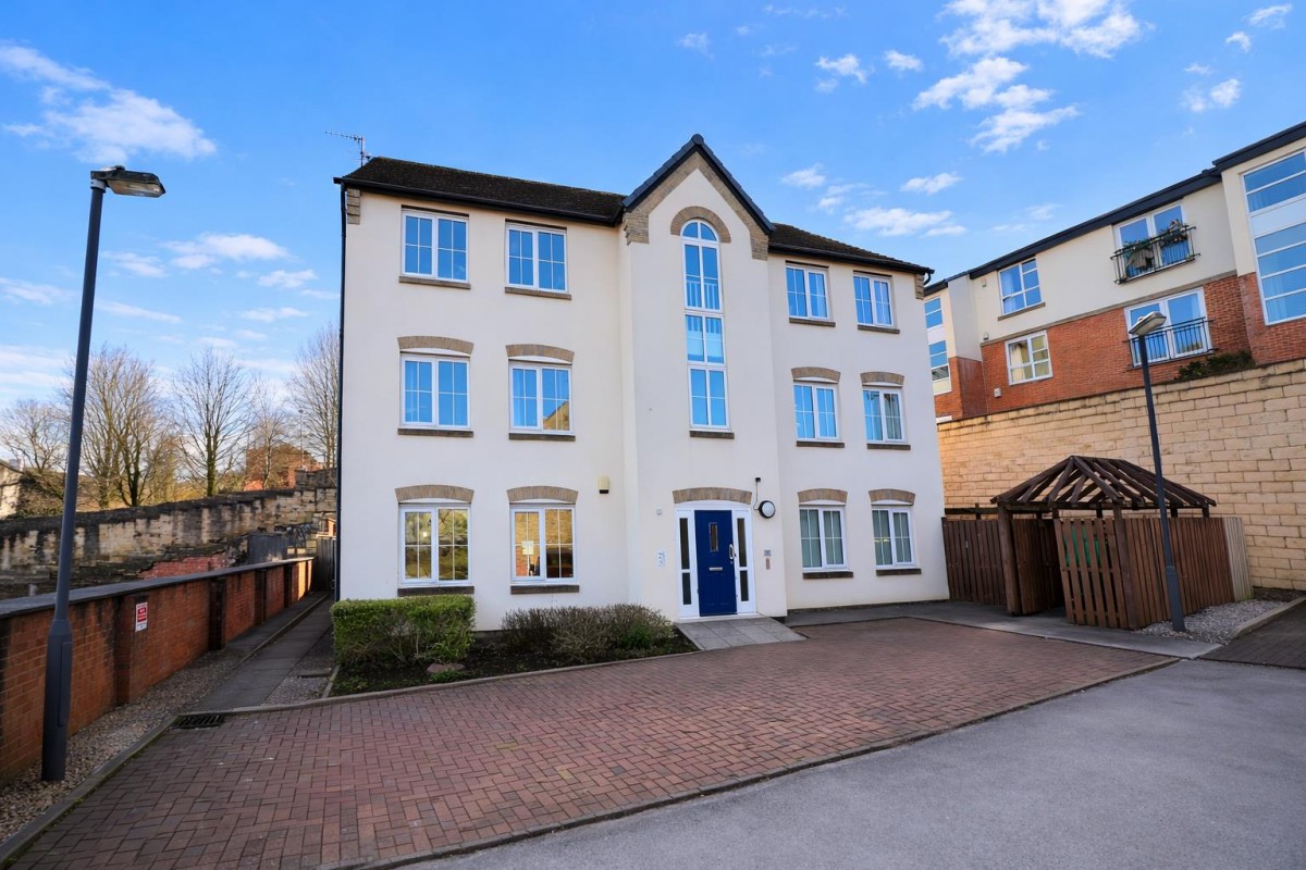 Burton Court, Darwen