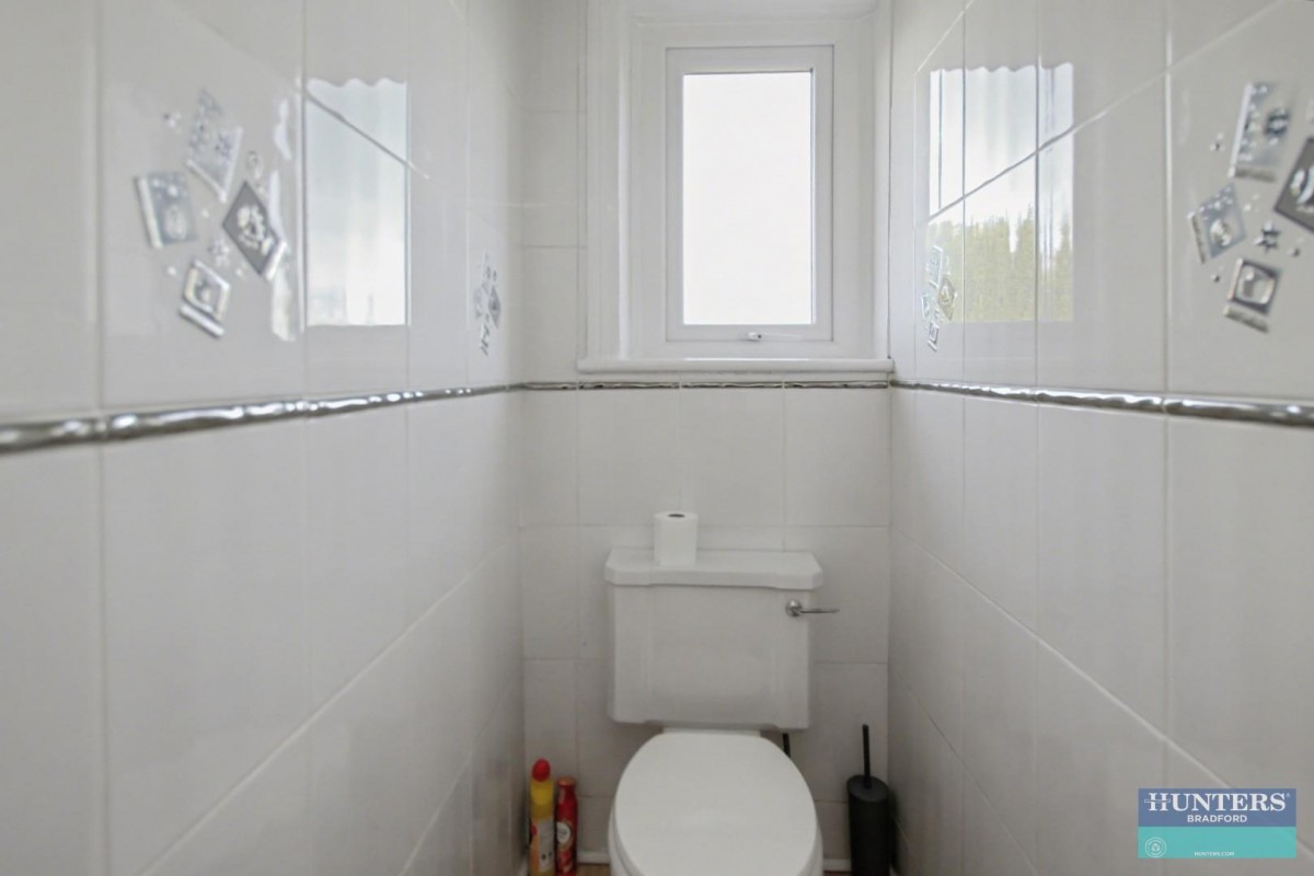 Toller Drive Bradford, BD9 5NU