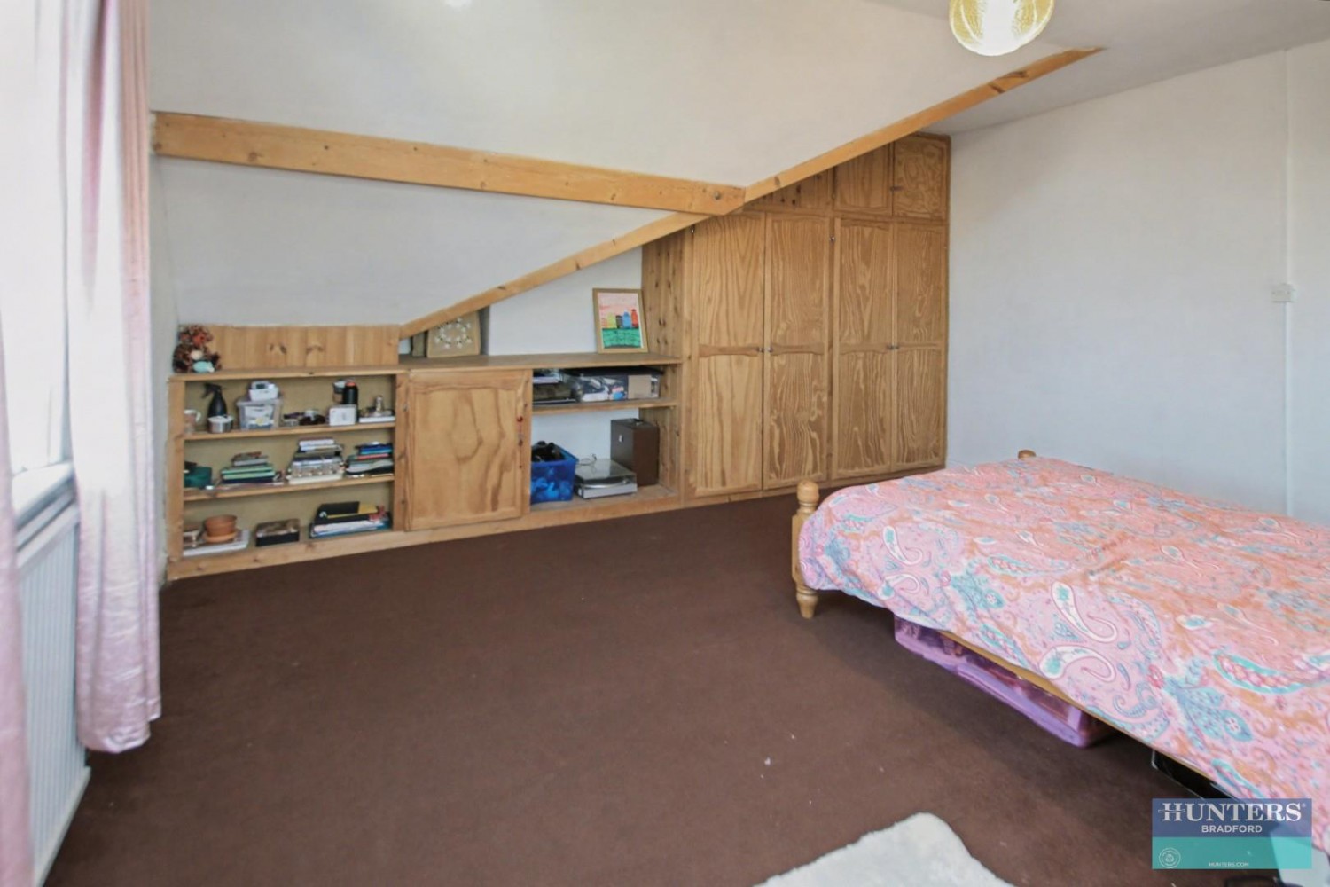 Toller Drive Bradford, BD9 5NU