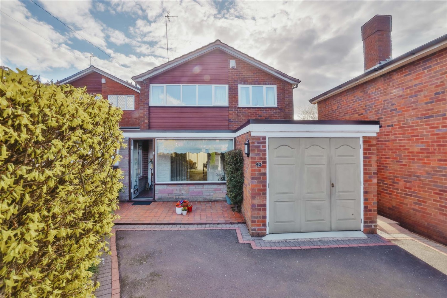 Hopyard Close,, Dudley