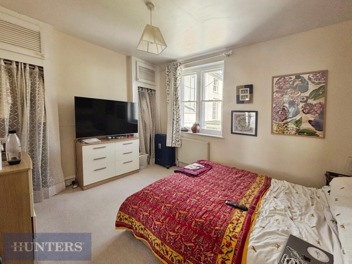 St. Davids Hill, Exeter, EX4 4DW