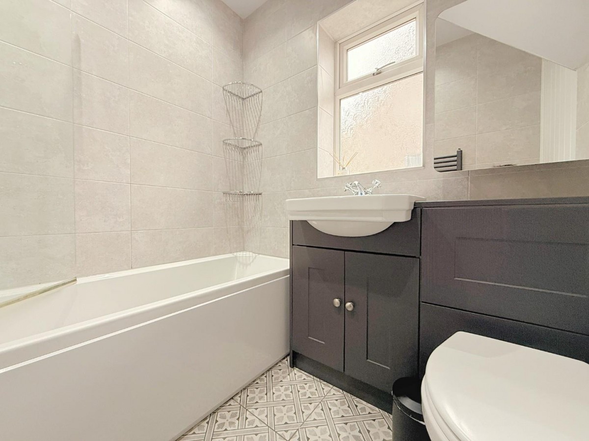 Chatsworth Fall, Pudsey