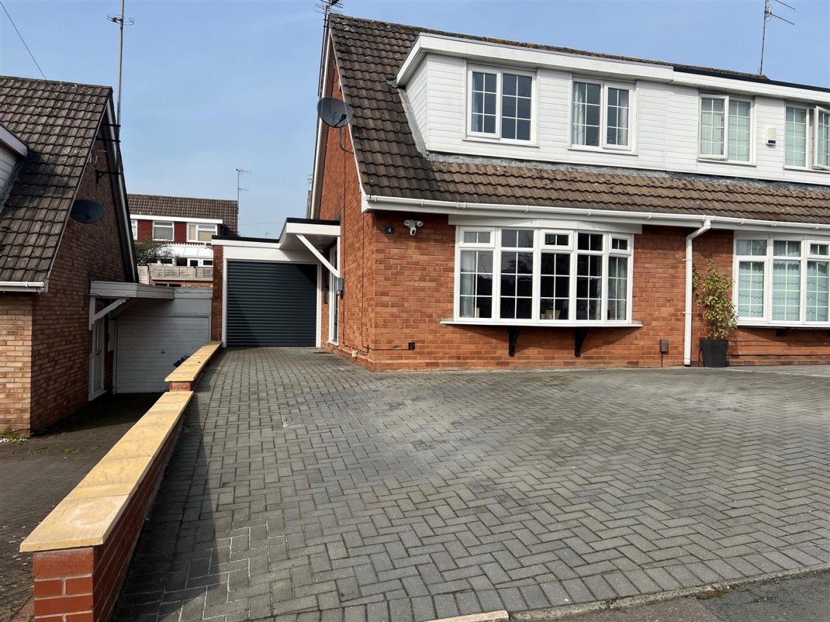 Pennine Way, Stourbridge, DY8 4LP