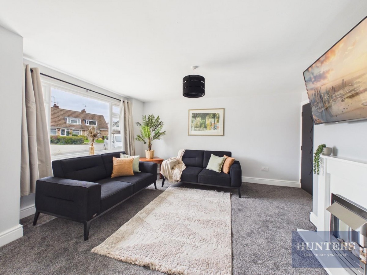 Fernleigh Crescent, Up Hatherley, Cheltenham