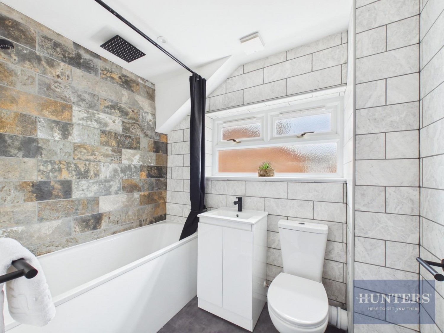 Fernleigh Crescent, Up Hatherley, Cheltenham