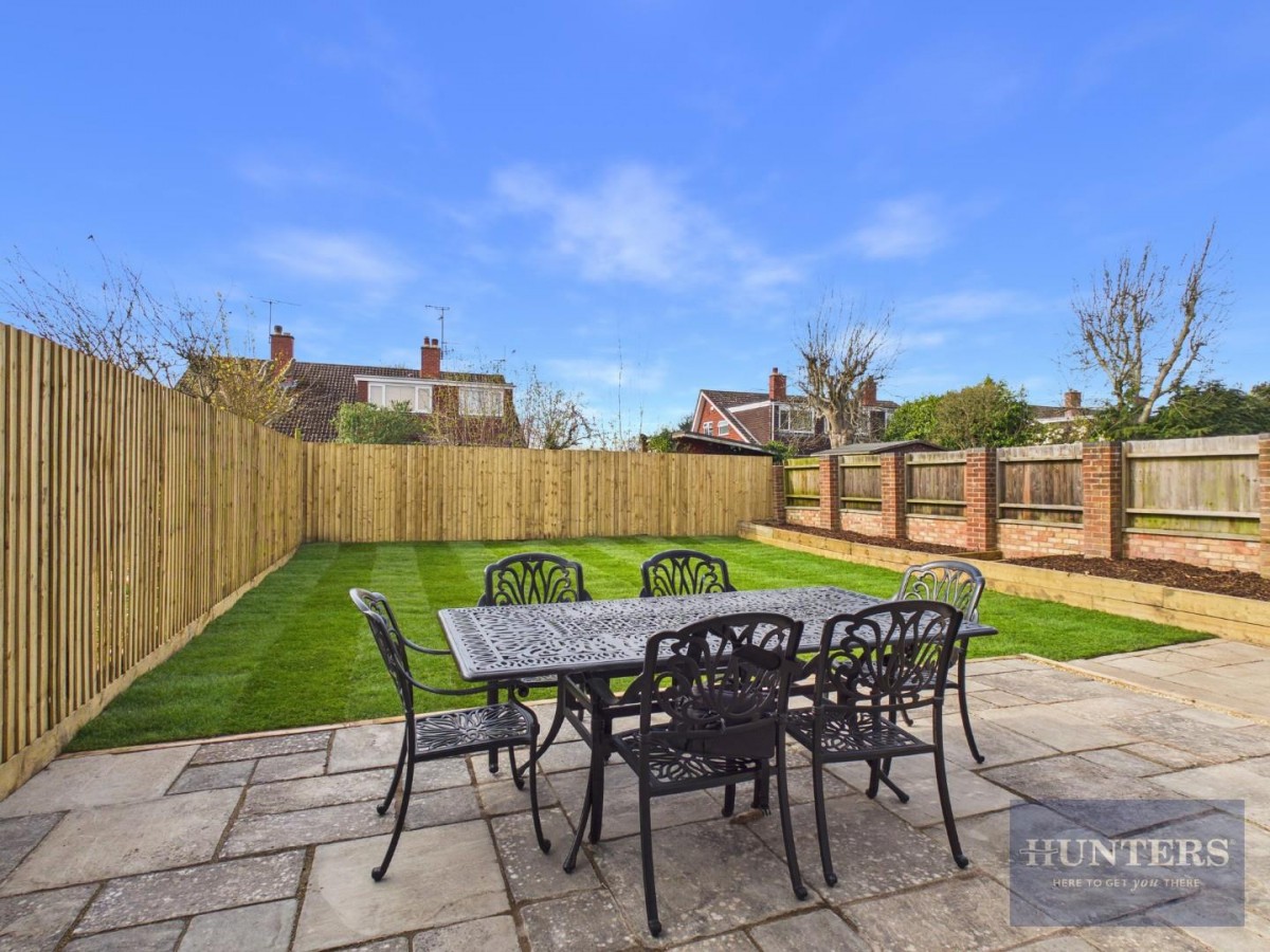 Fernleigh Crescent, Up Hatherley, Cheltenham