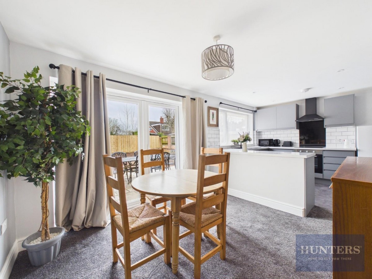 Fernleigh Crescent, Up Hatherley, Cheltenham