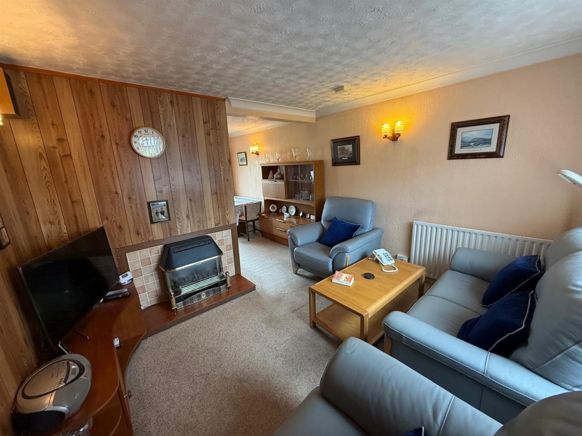 Denleigh Road, Kingswinford, DY6 8QB