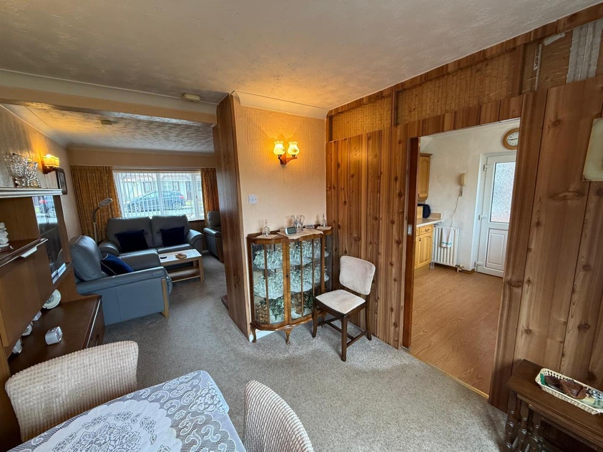 Denleigh Road, Kingswinford, DY6 8QB