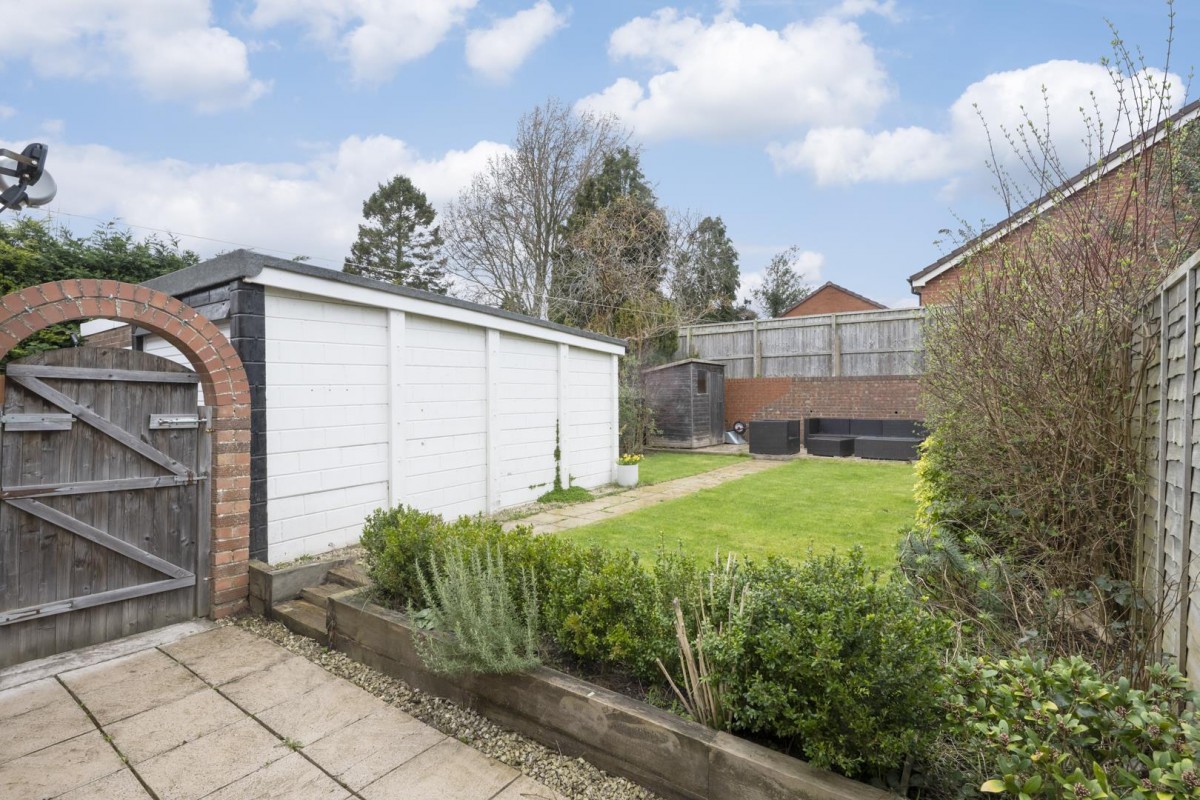 Birchfield Close, Halesowen, B63 4LJ