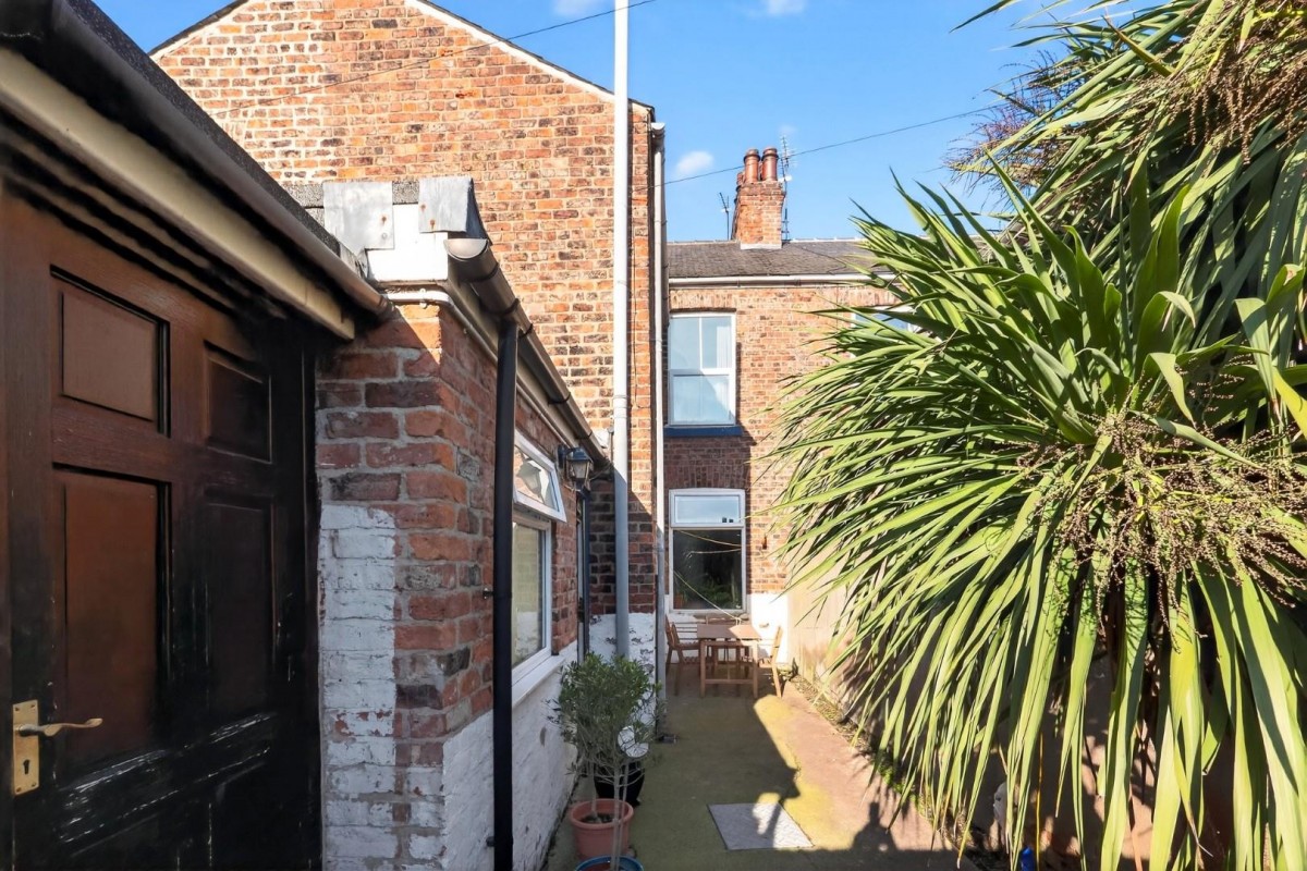 Neville Street, York