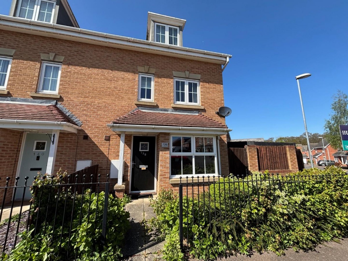 Sunningdale Way, Gainsborough, DN21 1JE