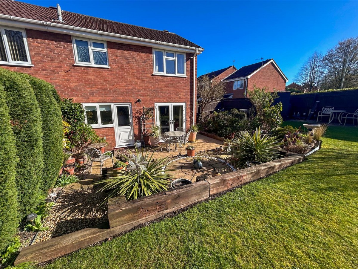 Kirkstone Court, Lakeside, DY5 3SF