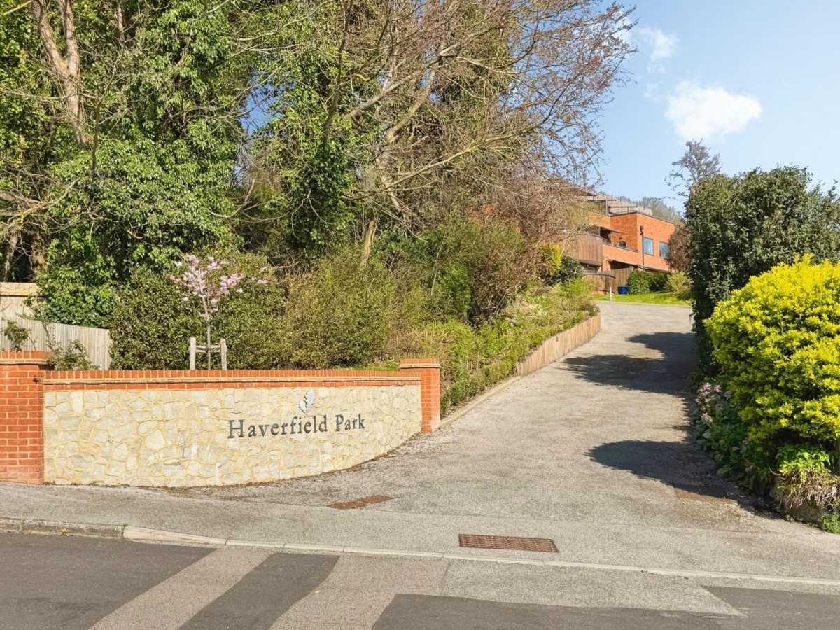 Cannongate Road, Hythe