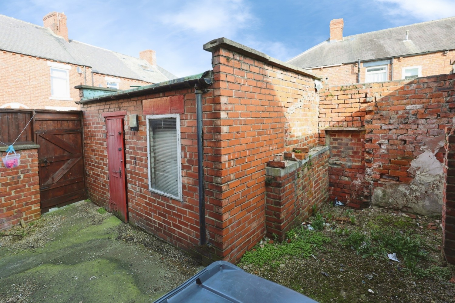 2 bedroom House for sale in Hurworth Street, Bishop Auckland