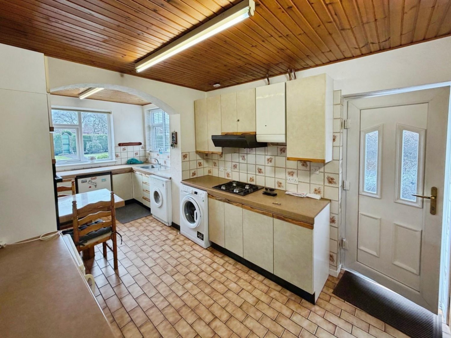 Adam Avenue, Great Sutton