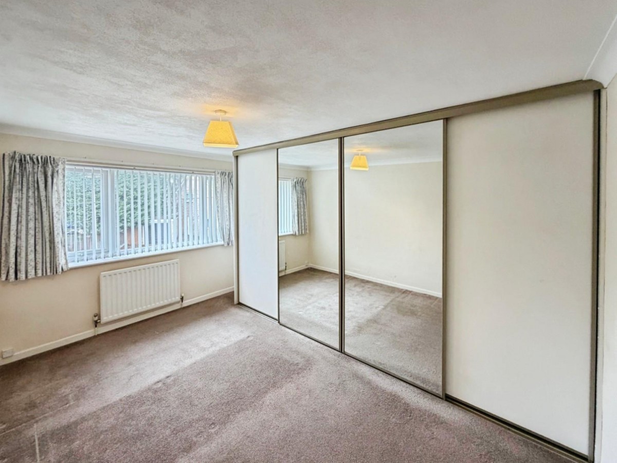 Adam Avenue, Great Sutton