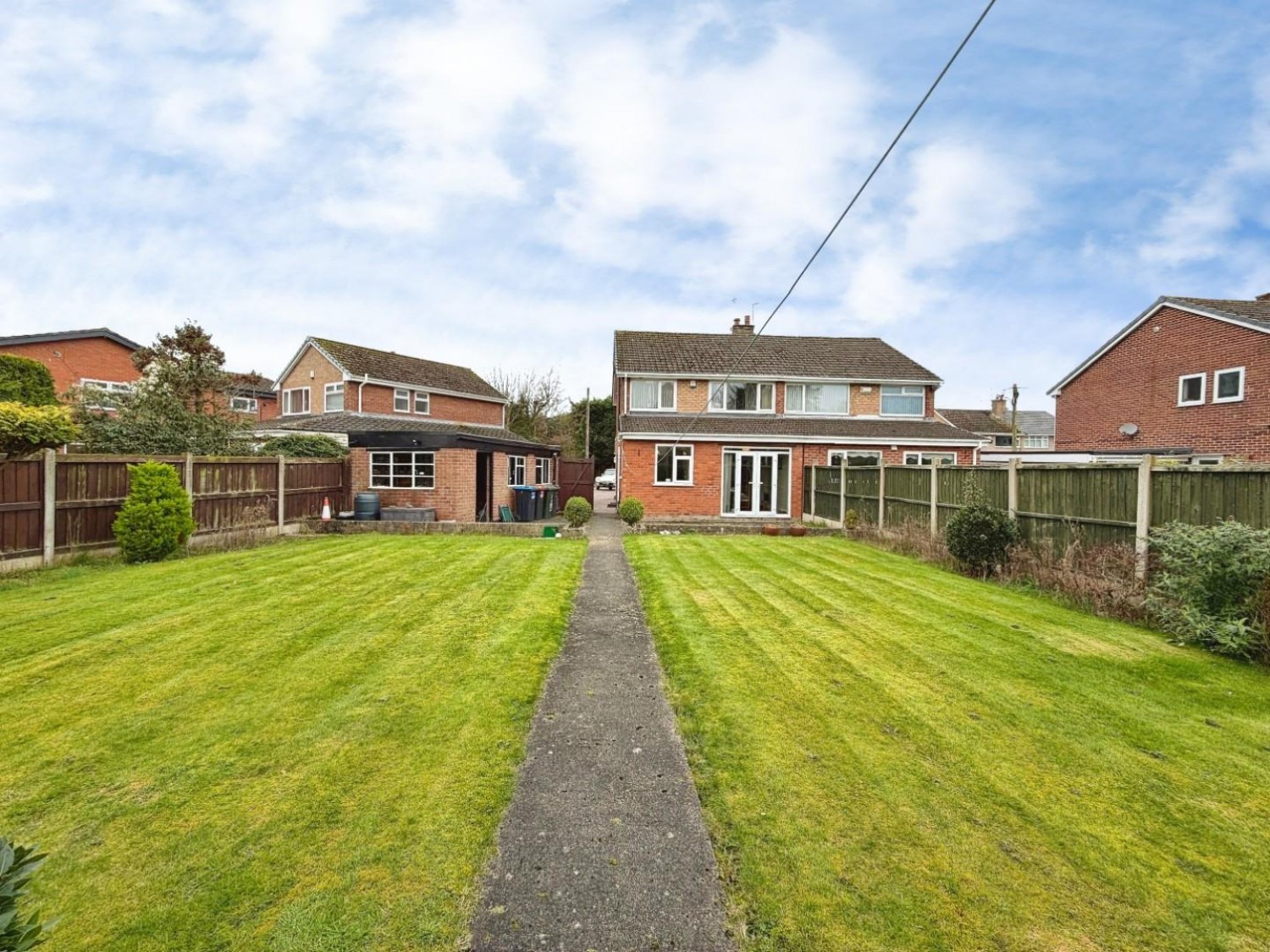 Adam Avenue, Great Sutton