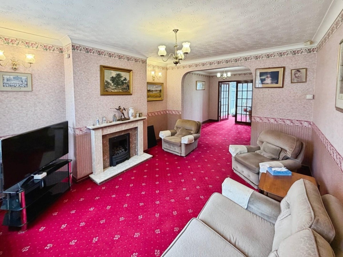 Adam Avenue, Great Sutton