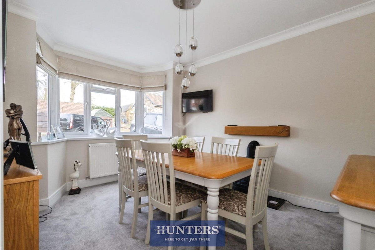 Early Bank, Stalybridge