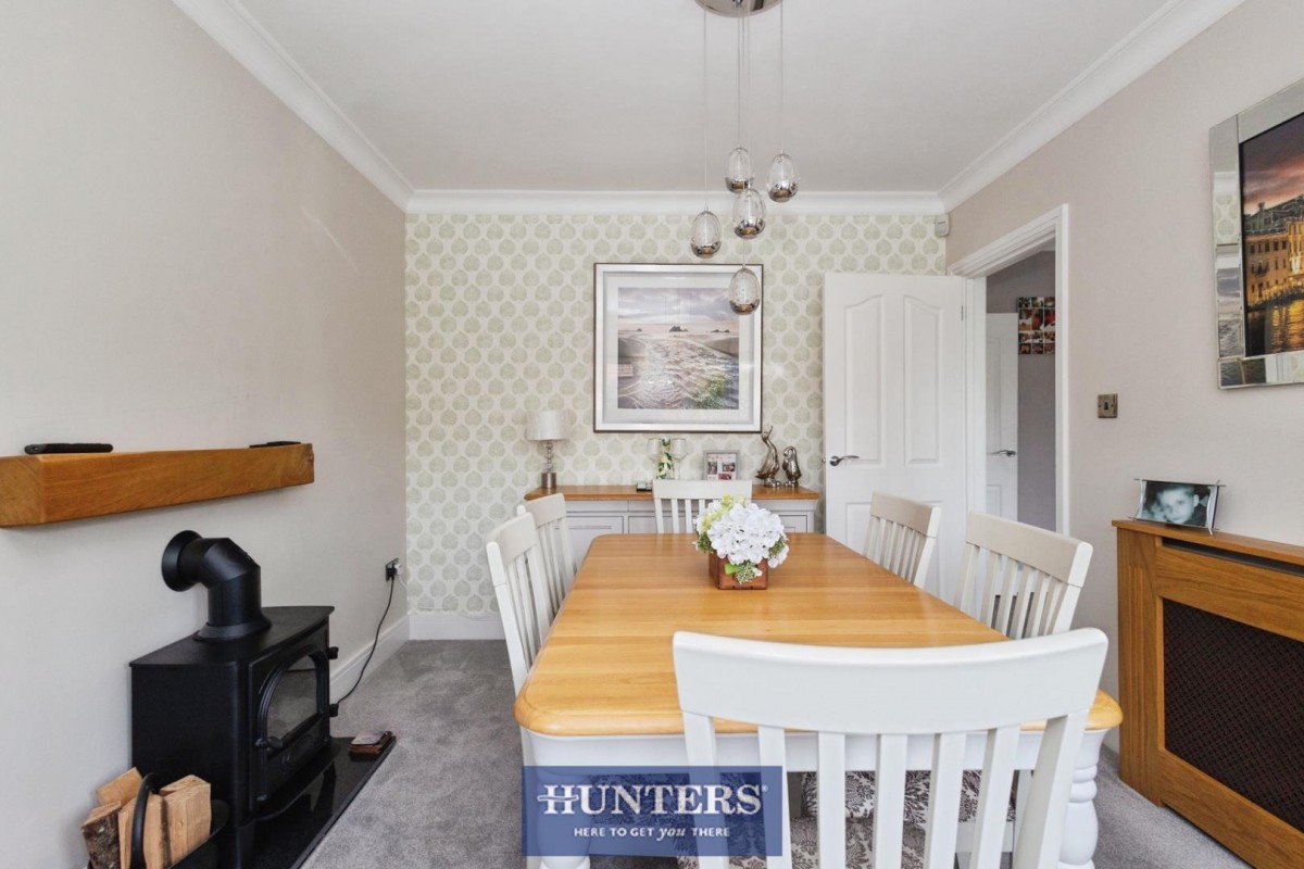 Early Bank, Stalybridge