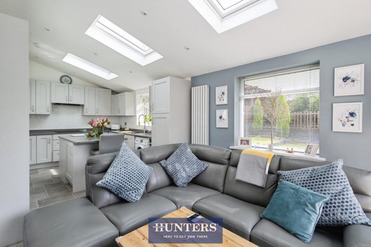 Early Bank, Stalybridge