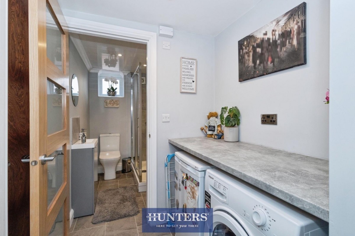 Early Bank, Stalybridge