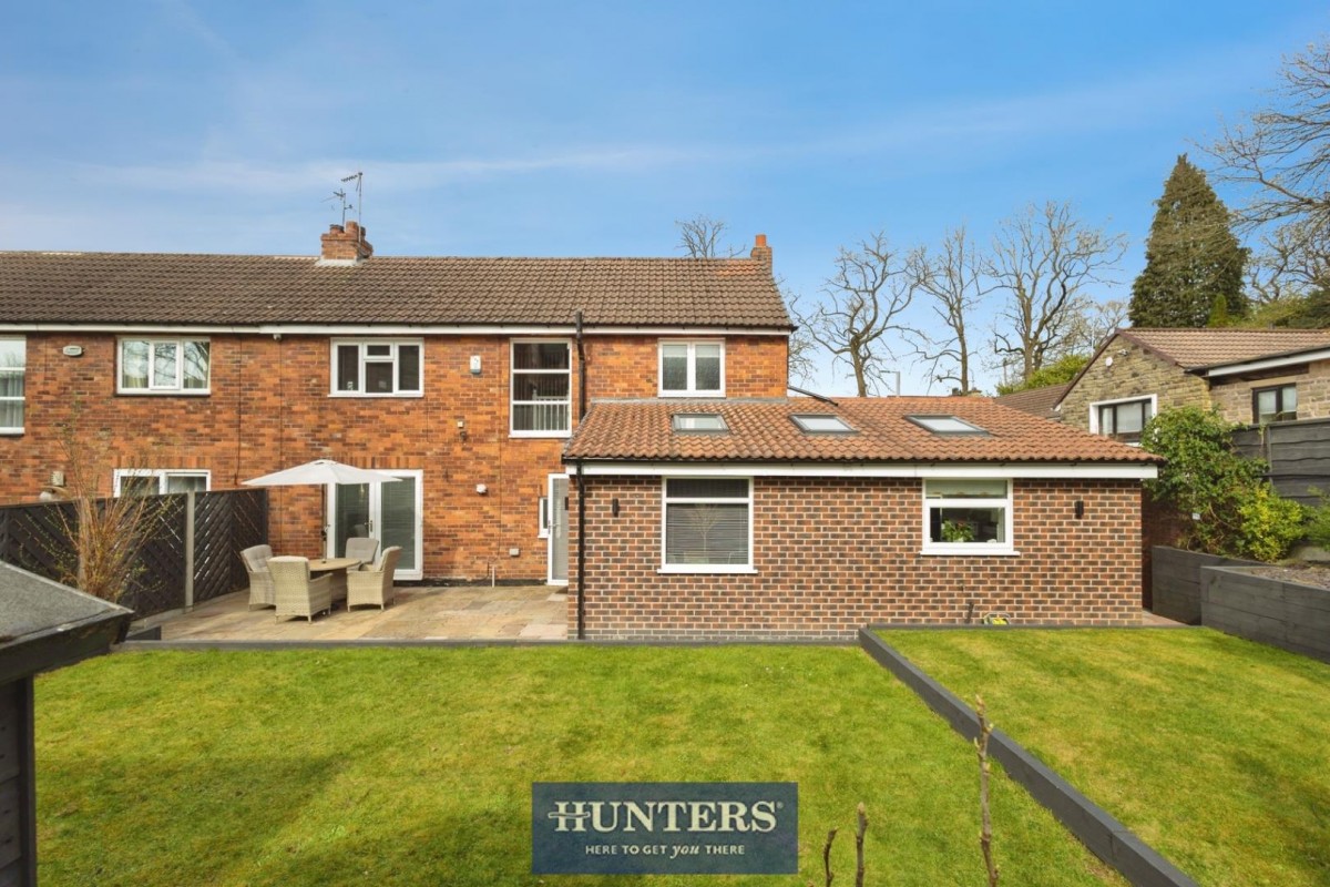 Early Bank, Stalybridge