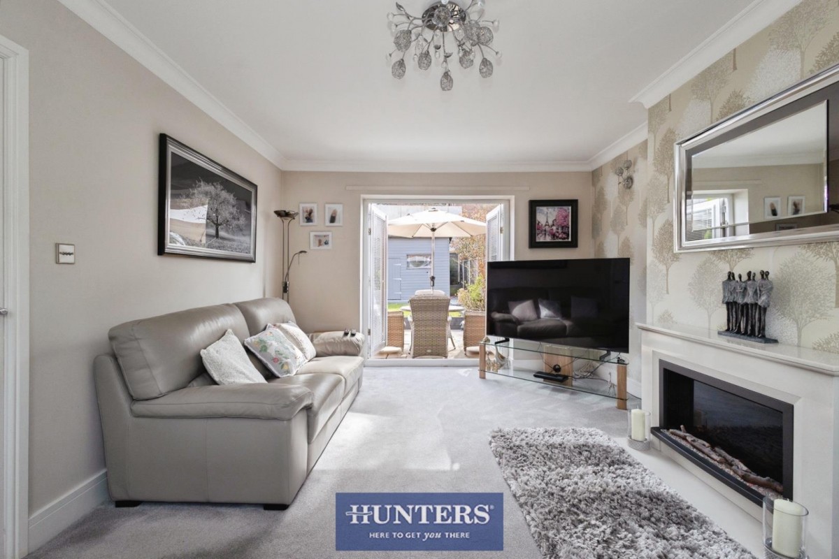 Early Bank, Stalybridge