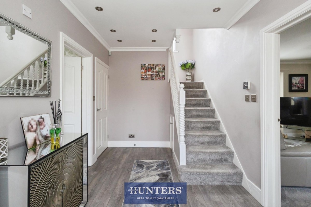 Early Bank, Stalybridge