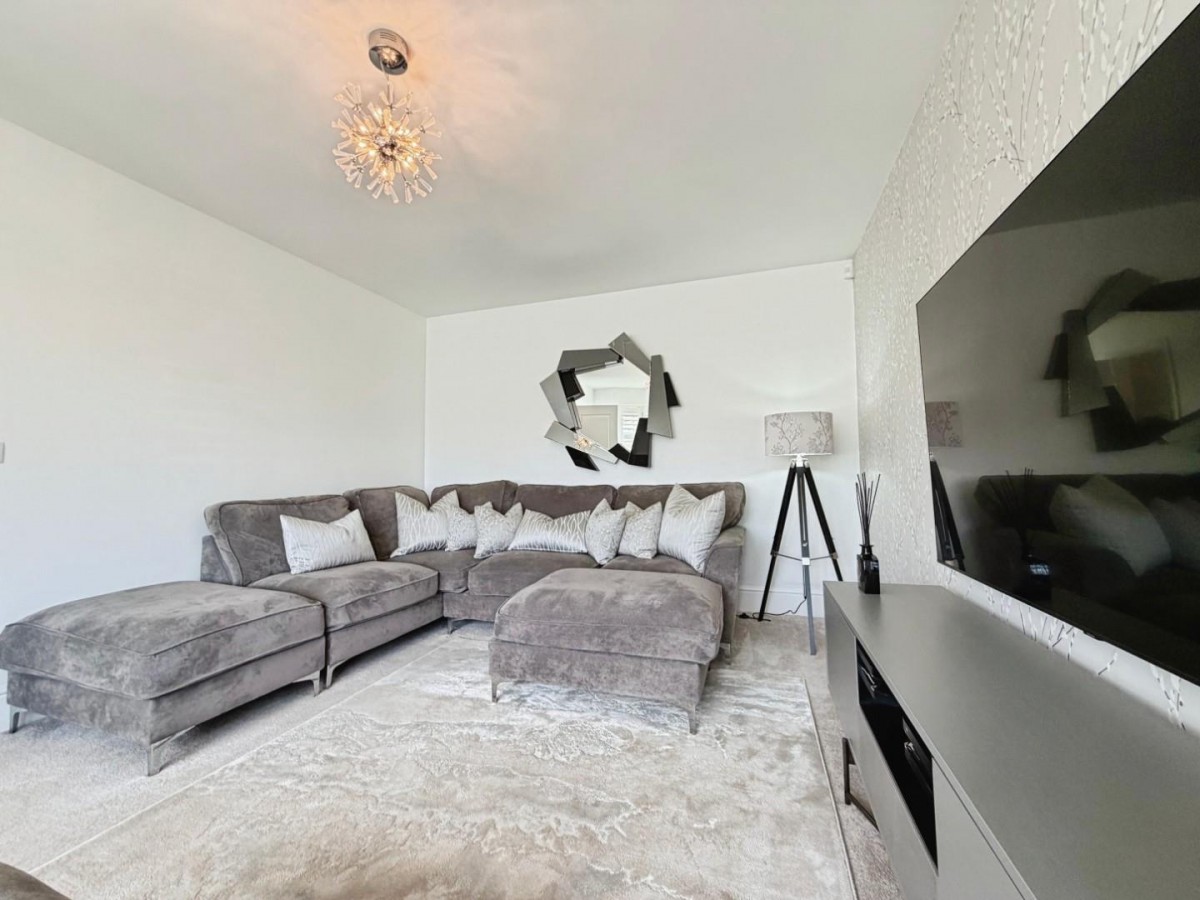 Leamington Road, Little Sutton