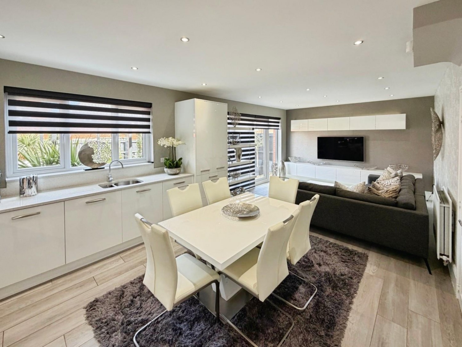 Leamington Road, Little Sutton