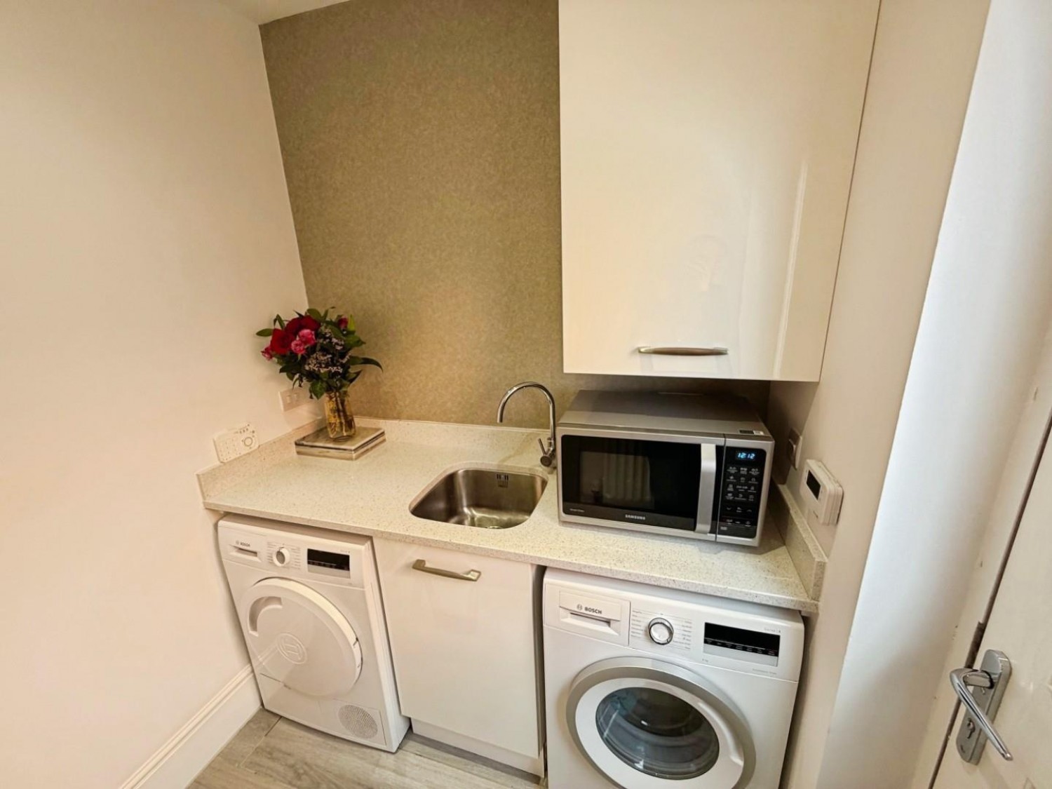 Leamington Road, Little Sutton