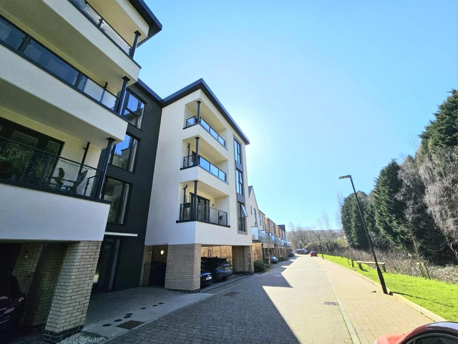 2 bedroom Flat for sale in Ashton Lane, Dursley