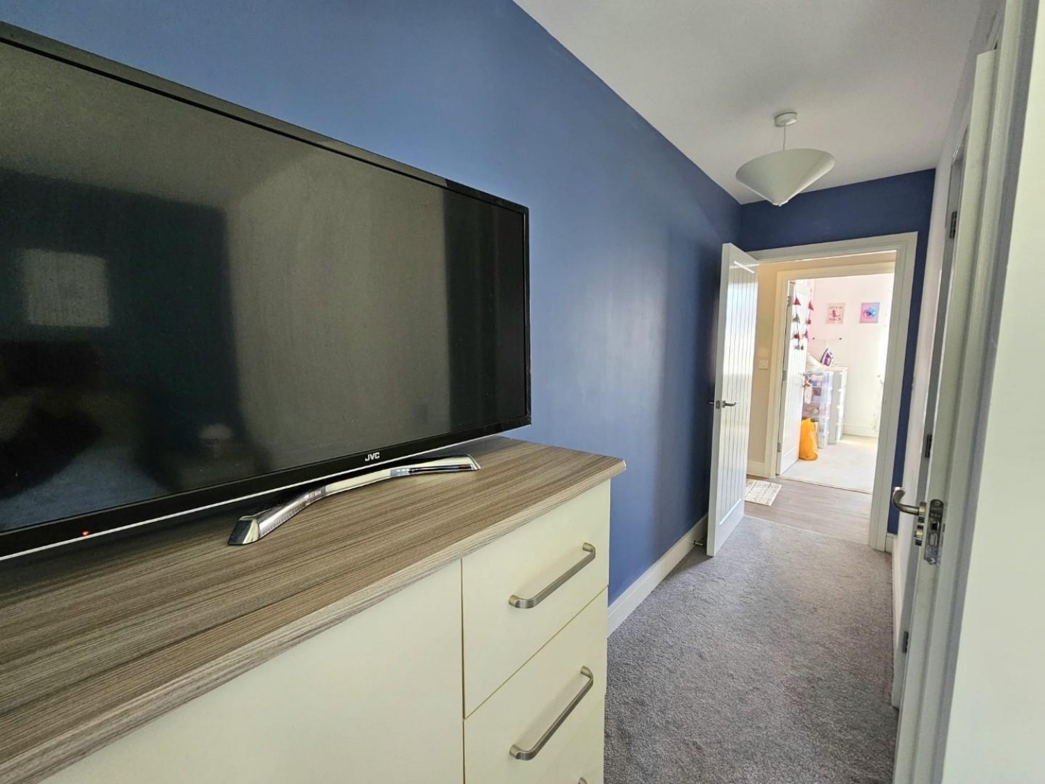 2 bedroom Flat for sale in Ashton Lane, Dursley