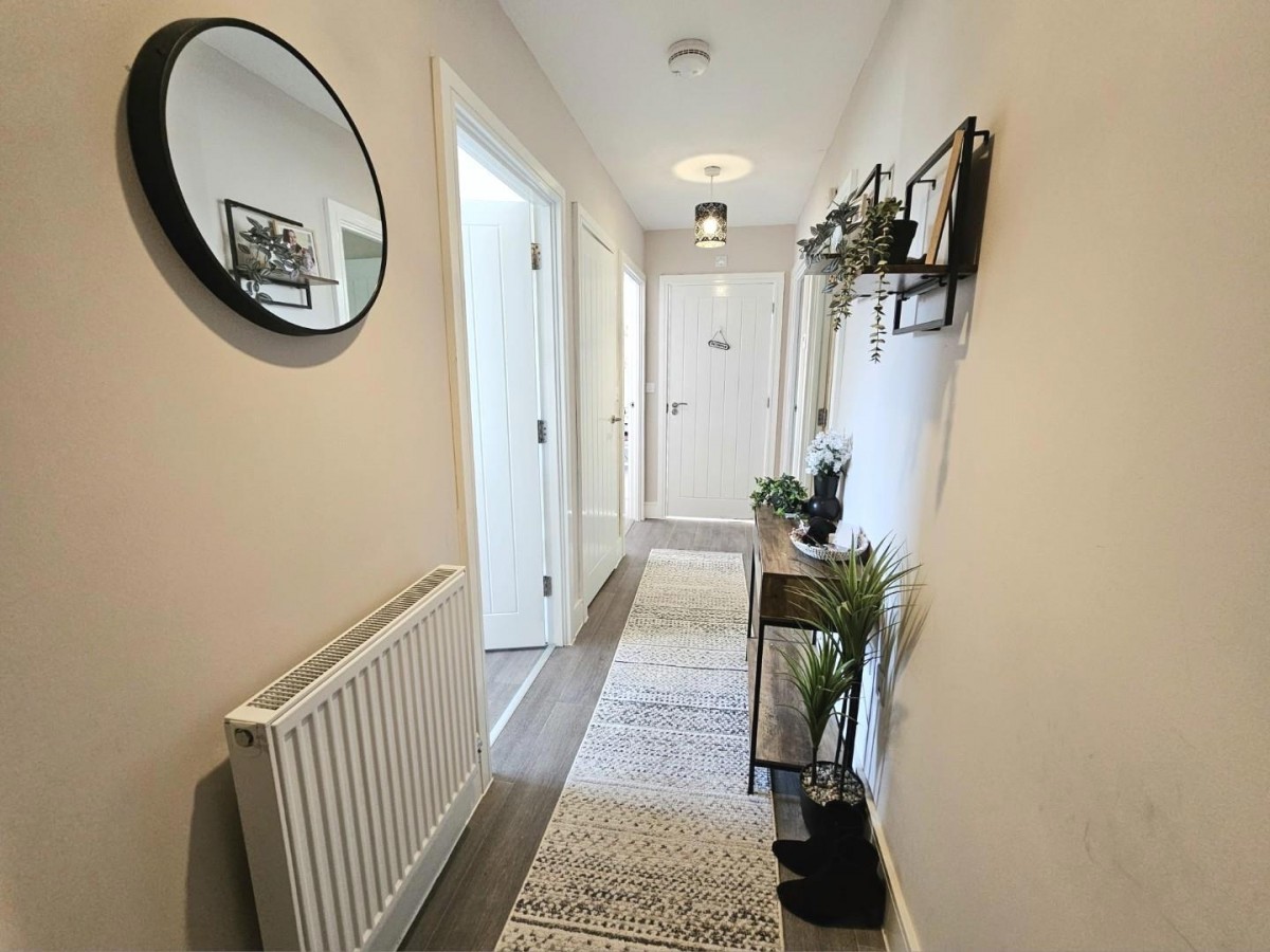 Ashton Lane, Dursley