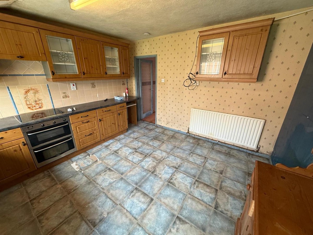 High Street, Wollaston, Stourbridge, DY8 4NY