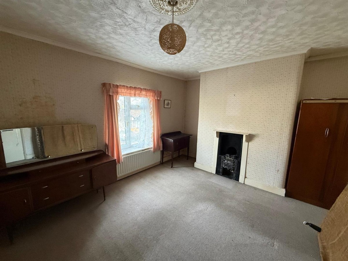 High Street, Wollaston, Stourbridge, DY8 4NY