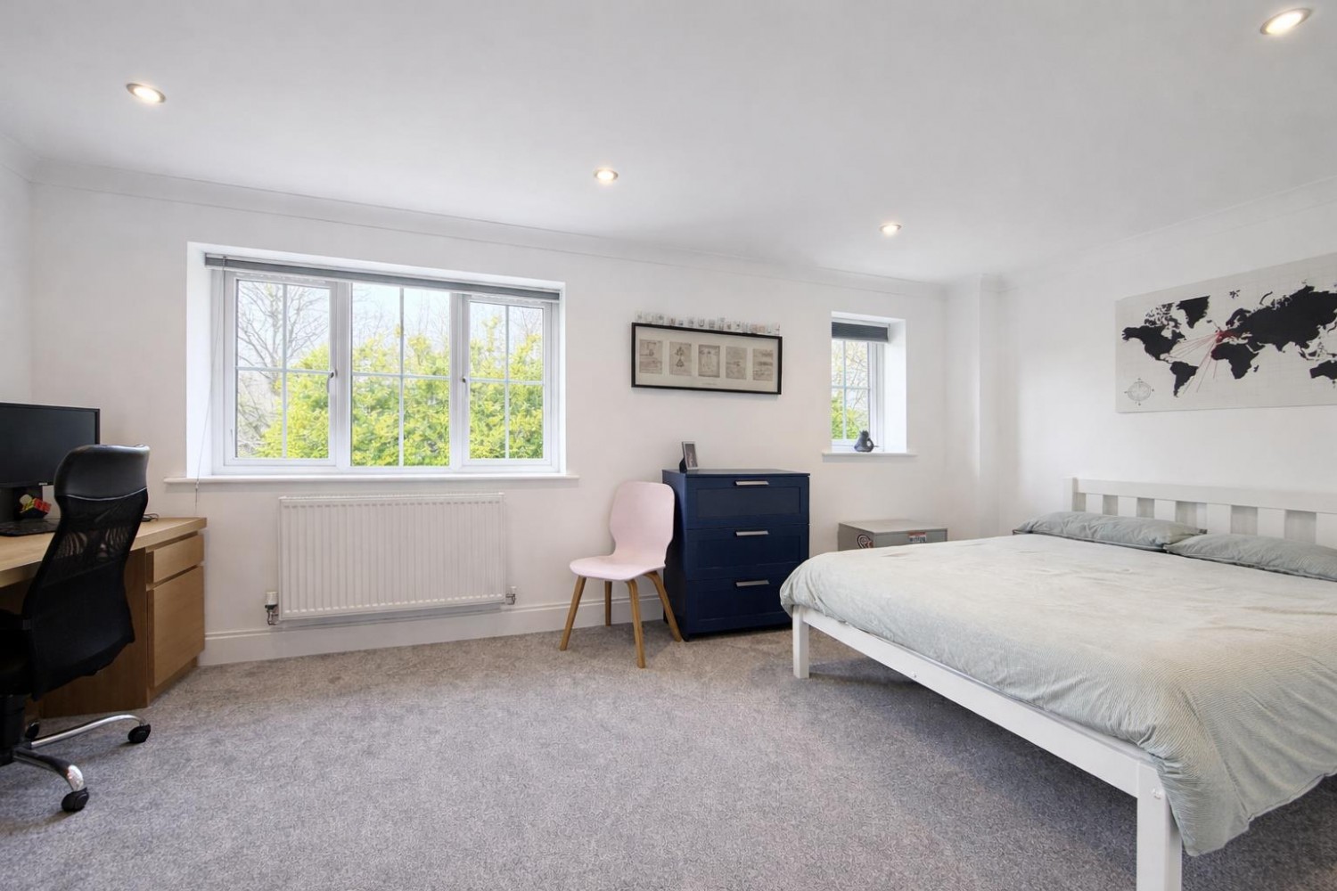 Warren Lane, Ashford