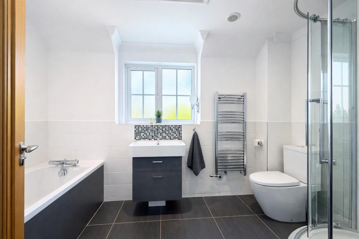 Warren Lane, Ashford