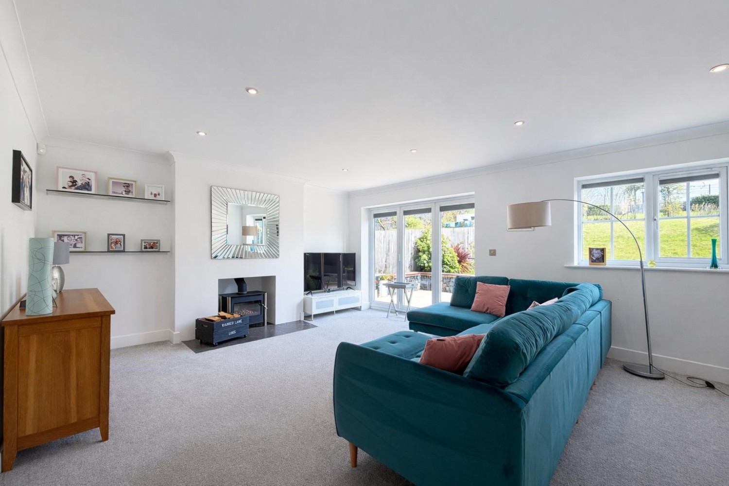 Warren Lane, Ashford