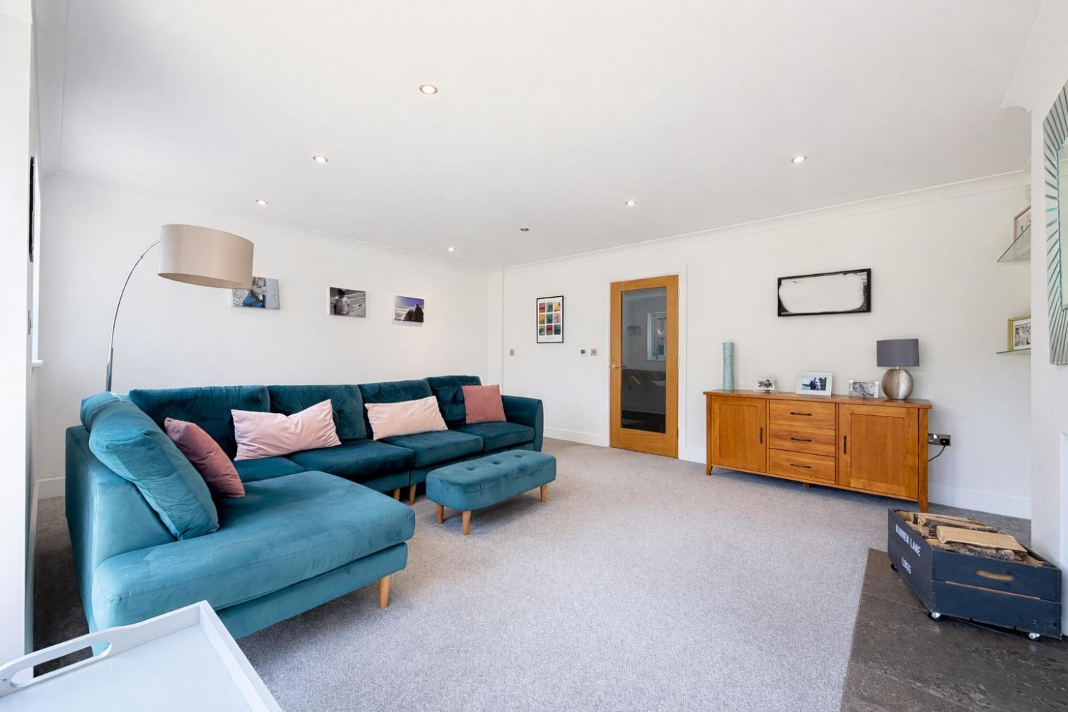 Warren Lane, Ashford