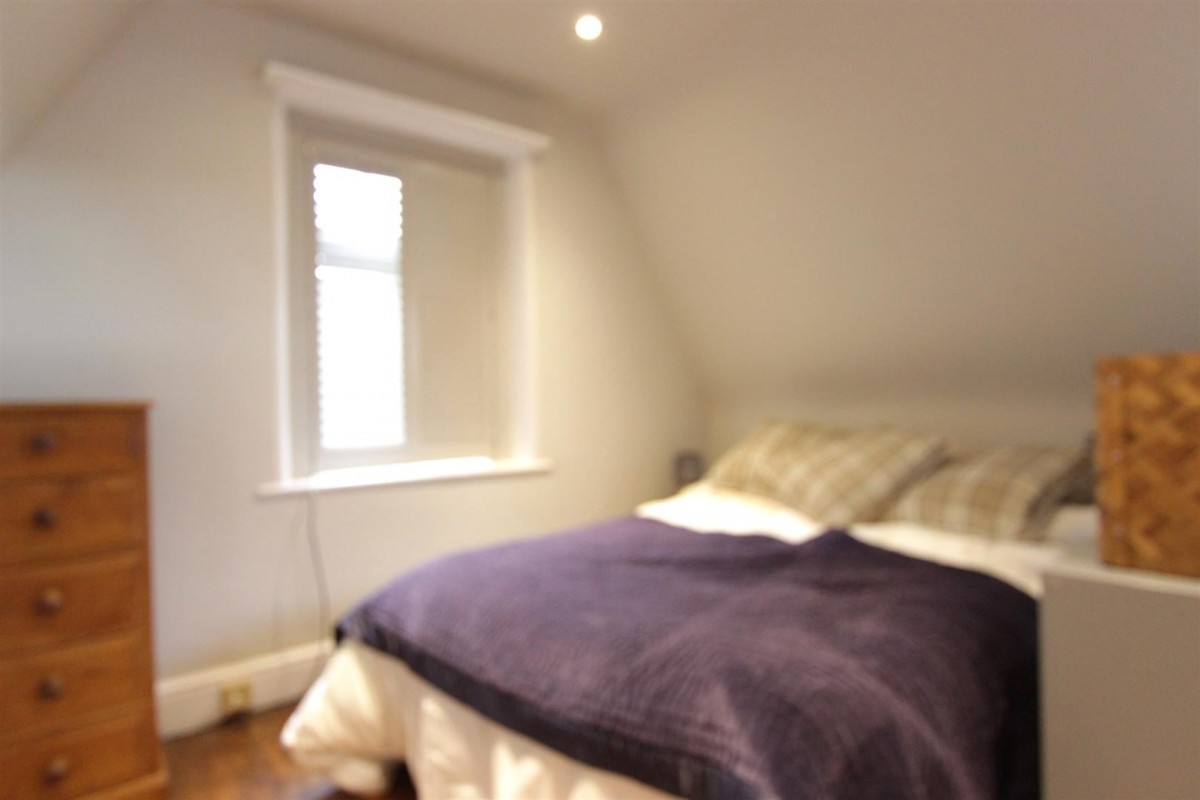 Crescent Road, Sheffield, S7 1HN