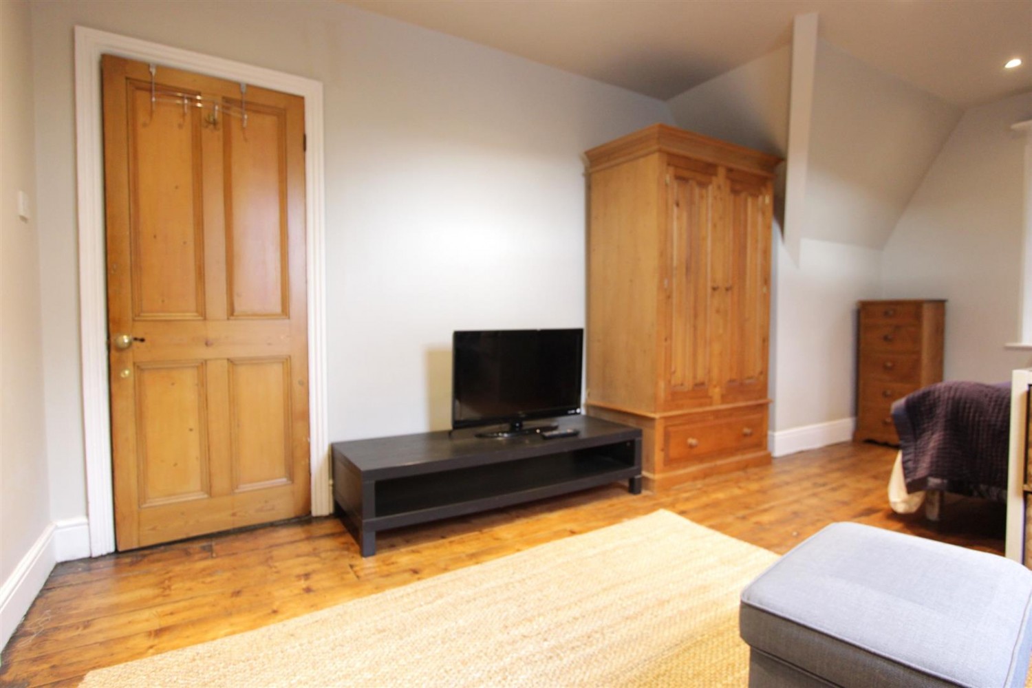 Crescent Road, Sheffield, S7 1HN