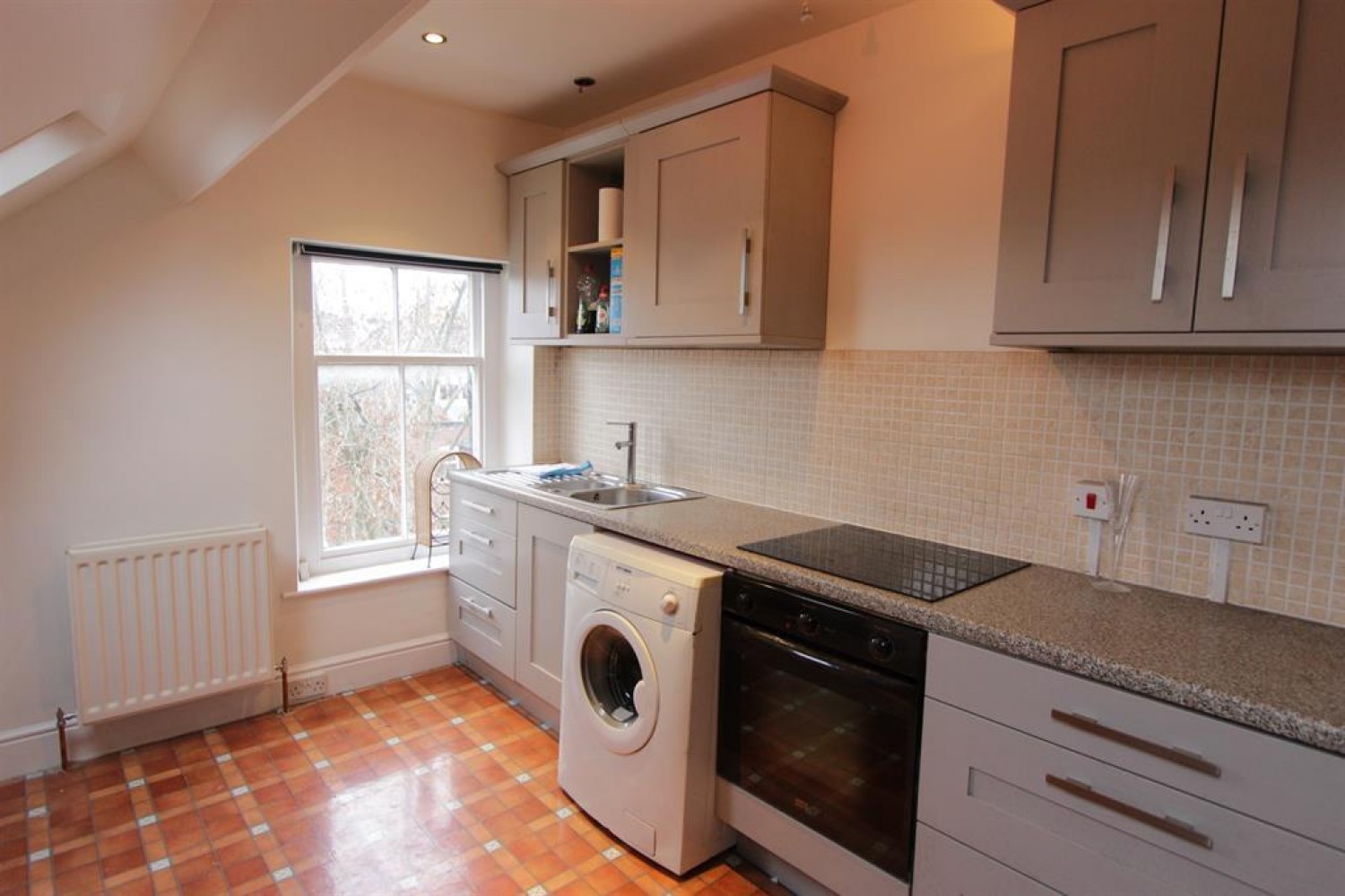 Crescent Road, Sheffield, S7 1HN