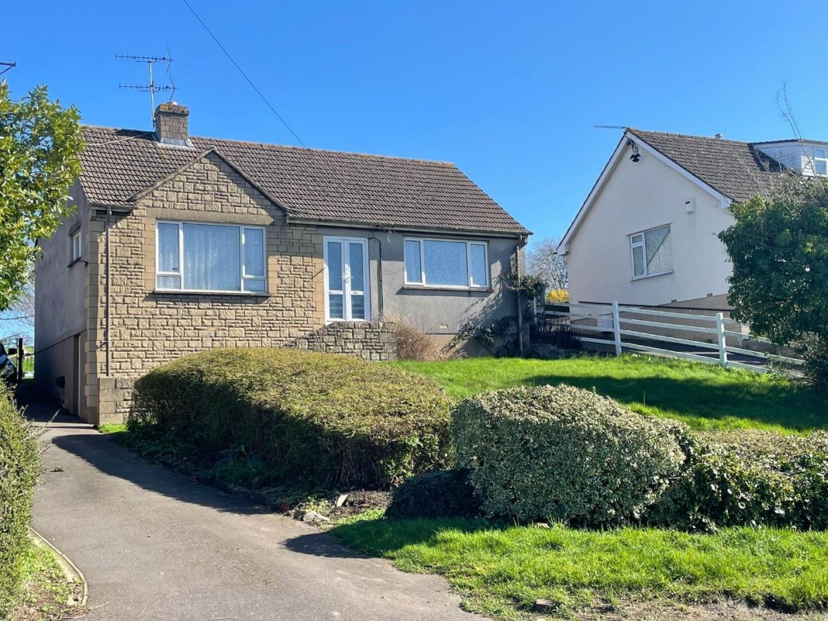 Hopton Road, Cam, Dursley, GL11 5NZ