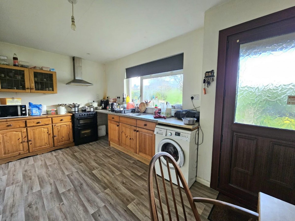 Hopton Road, Cam, Dursley, GL11 5NZ