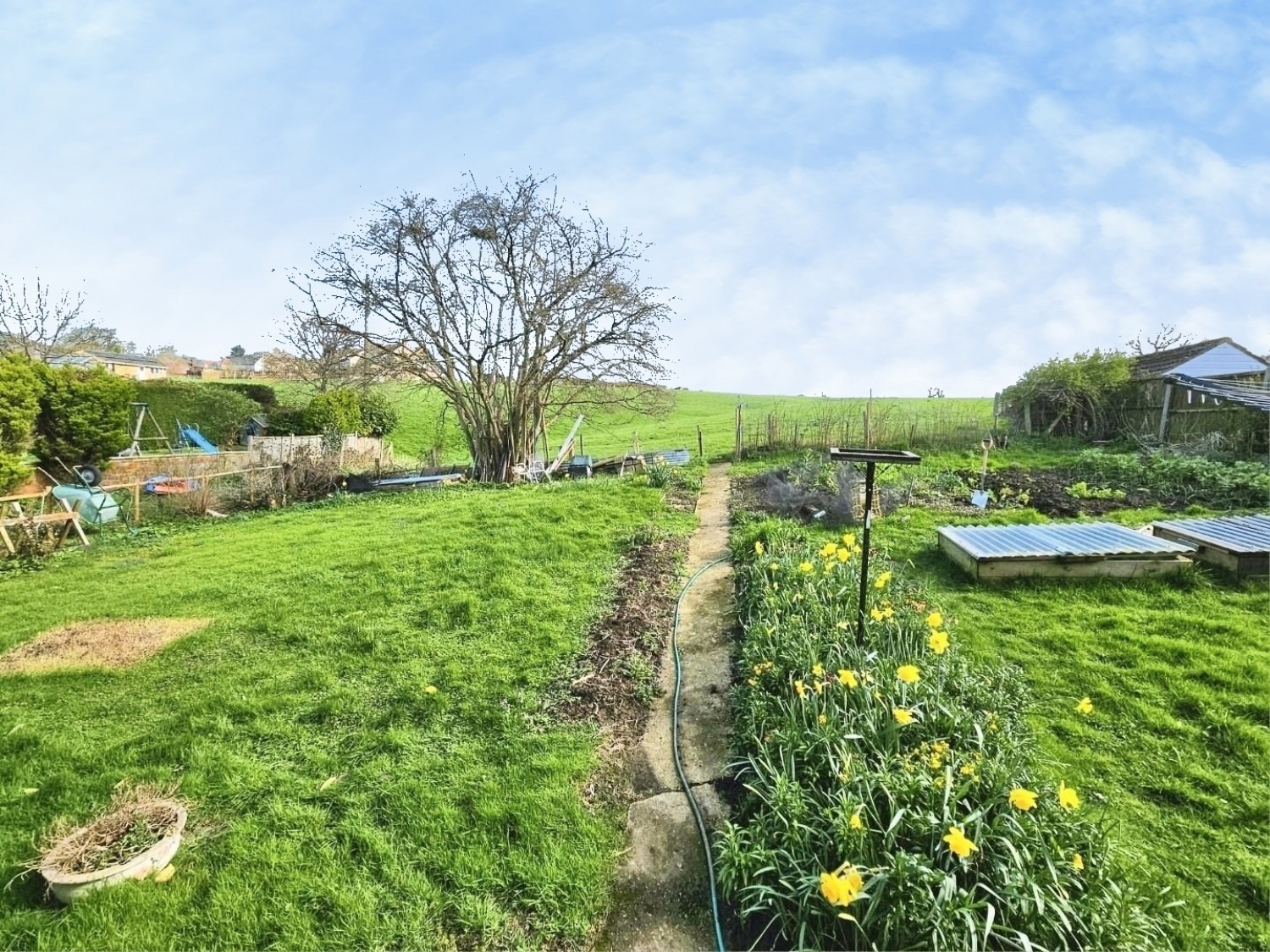 Hopton Road, Cam, Dursley, GL11 5NZ