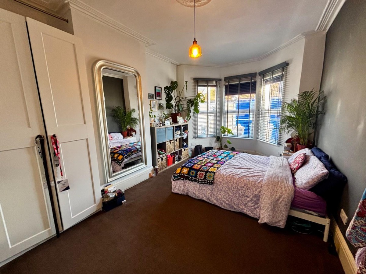 Lansdown Road, Easton, Bristol BS5 0PB